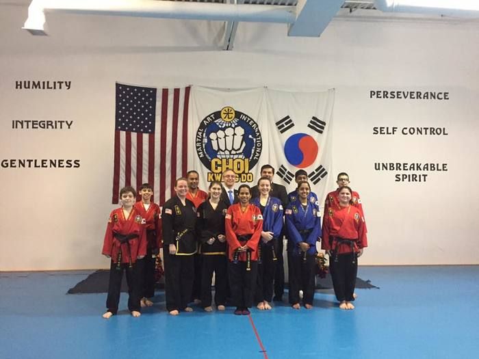 <center>Become a Confident Leader and Reach Your Goals!<center>